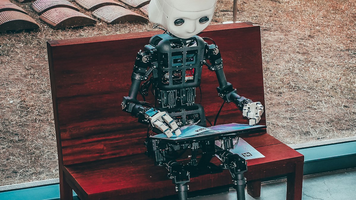 Breaking AI News: OpenAI, Google & Microsoft Adopt Anthropic’s MCP Standard for AI Skills